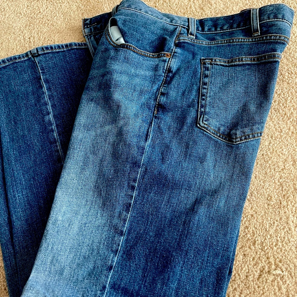 Daniel Cremieux jeans worn a couple of times 36x32 the nicest feeling jeans I